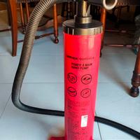 Pompa a mano Quechua