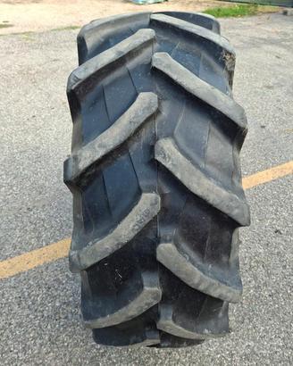 Pneumatico 420/70 r24 420/70r24 420/70/24