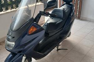 scooter majestic Yamaha 250