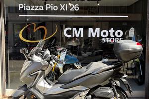 Honda Forza 300