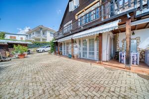 VILLA SINGOLA A GIAVENO