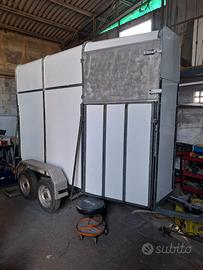 trailer cavalli