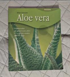 Aloe vera . copertina flessibile. come nuovo.