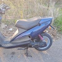 Malaguti phantom f12-50 cc a liquido