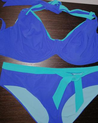 Bikini CURVE PERICOLOSE 50/52 con ferretto