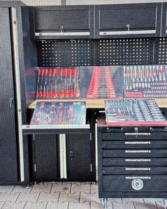 Banco lavoro + carrello + 200 accessori