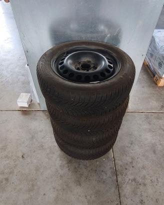 Gomme Invernali per autovettura, cerchio incluso