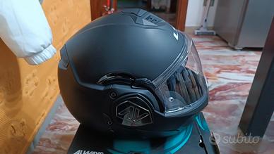2 caschi LS2 modulari