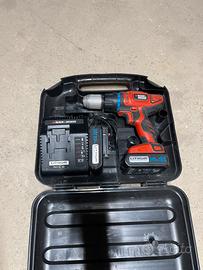 Avvitatore percussione black decker