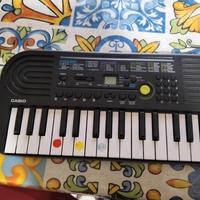 tastiera danneggiata  pero funziona tutto 