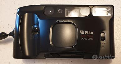 Macchina fotografica FUJI per rullini