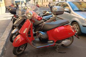 Vespa gts 300 