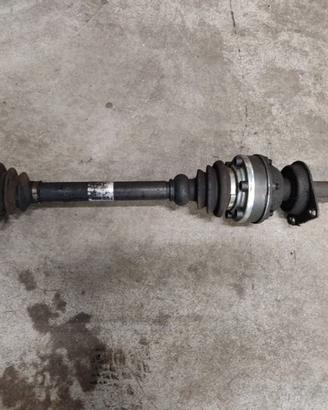 Semiasse dx VOLKSWAGEN CARAVELLE T4 2461cc 1996