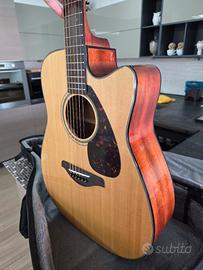 Chitarra Acustica Elettrificata Yamaha FGX800C