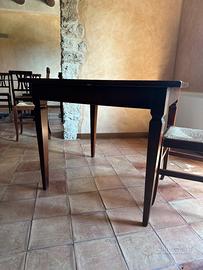 Tavolo in legno