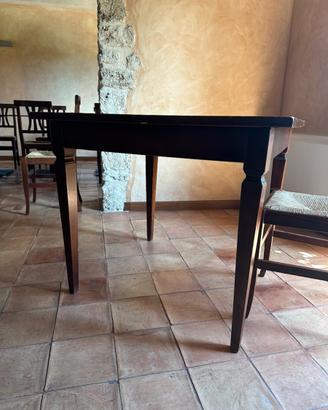 Tavolo in legno