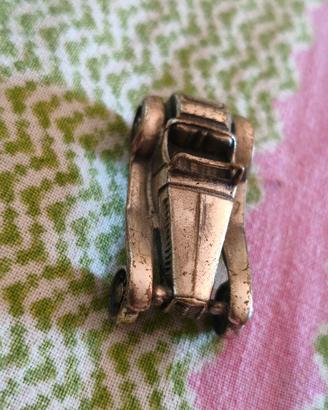 Miniatura Alfetta 1930 in argento 800 dacollezione