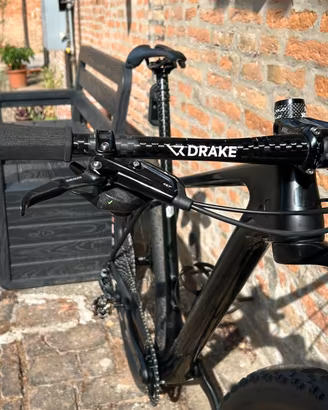 STUPENDA Cannondale F-Si WC Carbon -8,4kg-Full XX1