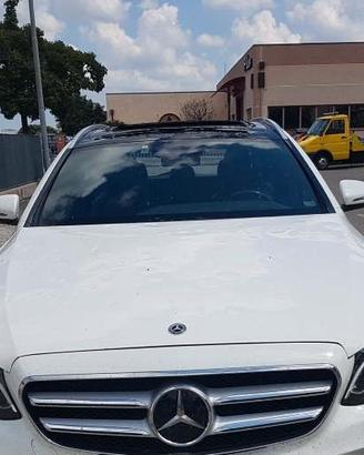 AUTO GRANDINATA MERCEDES CLASSE E 2019