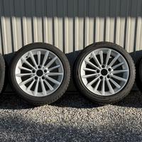 4 cerchi originali BMW da 17 e gomme invernali