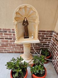 🙏 Nicchia Votiva Padre Pio Illuminata da Giardino