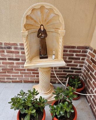 🙏 Nicchia Votiva Padre Pio Illuminata da Giardino