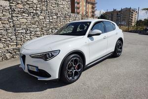 Alfa Romeo Stelvio 2.2 Turbodiesel 210 CV AT8 Q4 T