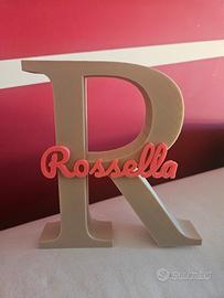 nome con iniziale in 3D colore a scelta 