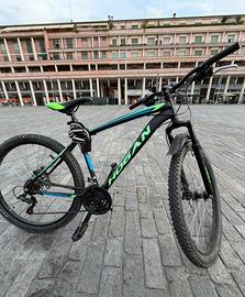 Bicicletta per adulto pari al nuovo
