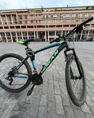 Bicicletta per adulto pari al nuovo