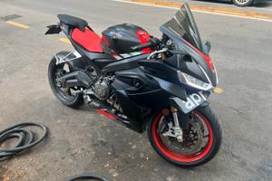 Aprilia rs 660 (guidabile con a2)