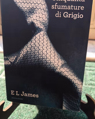 libro cinquanta sfumature di grigio 