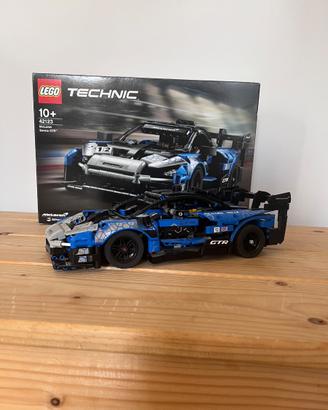 LEGO Technic 42123 McLaren Senna GTR Set completo