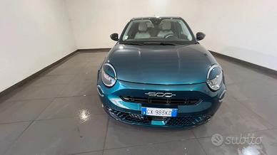 Fiat 600 Hybrid 100 CV DCT MHEV La Prima