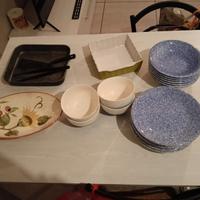 piatti,scodelle, piastra,bicchieri,vassoi e altro