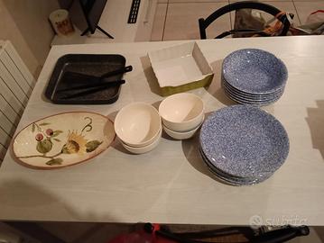 piatti,scodelle, piastra,bicchieri,vassoi e altro