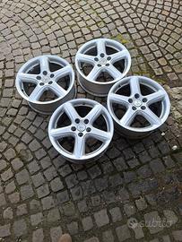 Set 4 Cerchi in Lega 17" Originali Toyota - 5 fori