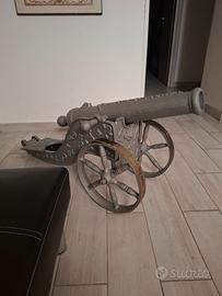 Cannone Antico decorativo in ghisa