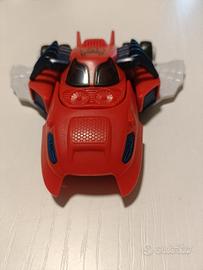 macchina spiderman sorpresa Kinder 