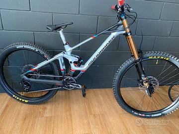 BICI DOWNHILL MONDRAKER SUMMUM RR 29"