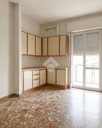 2 LOCALI A MILANO