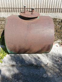 cisterna per carburante da 10ql.Misura 1,10x1.10m.