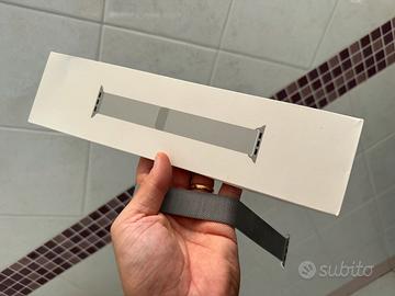 Cinturino Apple argento maglia milanese 45mm