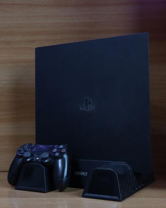 PlayStation 4 Pro 1TB + 4 Giochi + Accessori