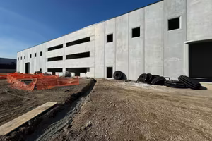 Immobile di 1580 m² a Caivano