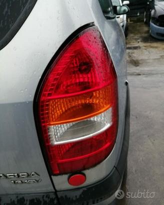 Fanale posteriore dx Opel Zafira 2000