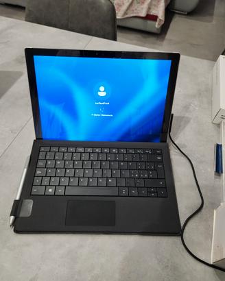 Microsoft Surface pro 4  win 11