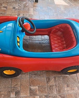 auto a pedali vintage per bambini