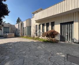CAPANNONE A LISSONE