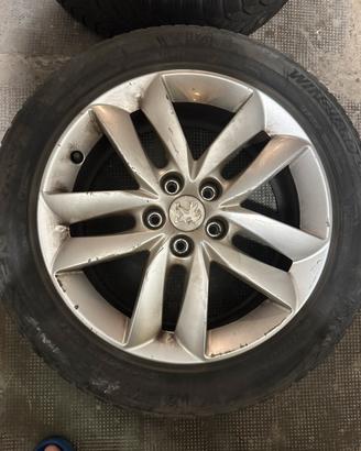 Cerchi in lega 215/55 R17